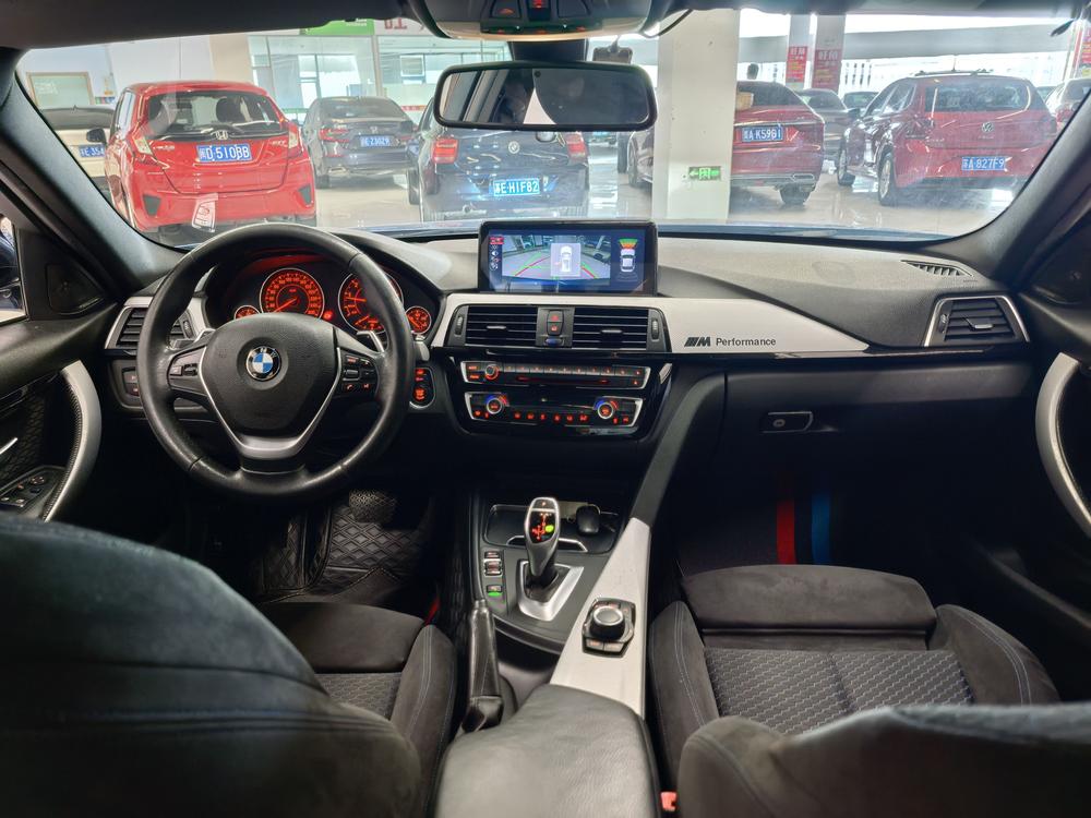 BMW 3 Series 2017 модификация 320i M Спорт тип – фото 11