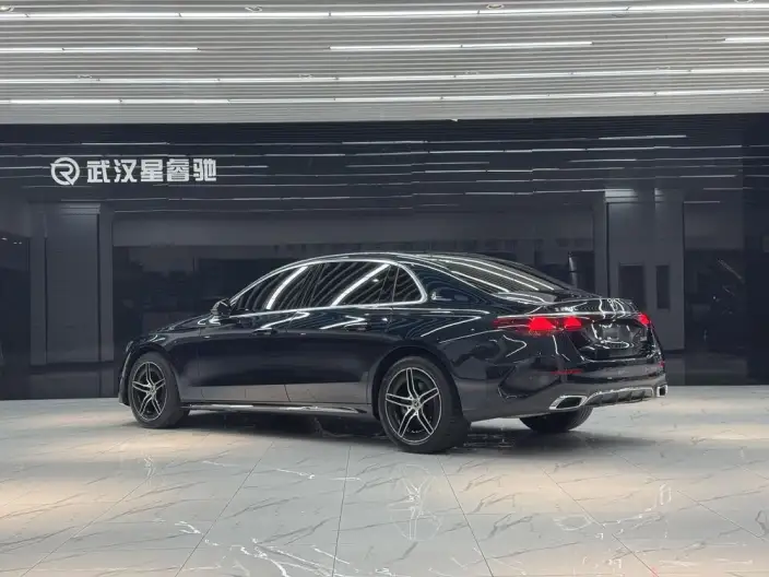 Mercedes-Benz E-Class 2024 Model E 260 L Sports sedan – фото 4
