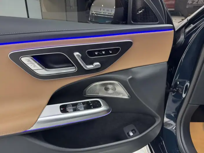 Mercedes-Benz E-Class 2024 Model E 260 L Sports sedan – фото 9