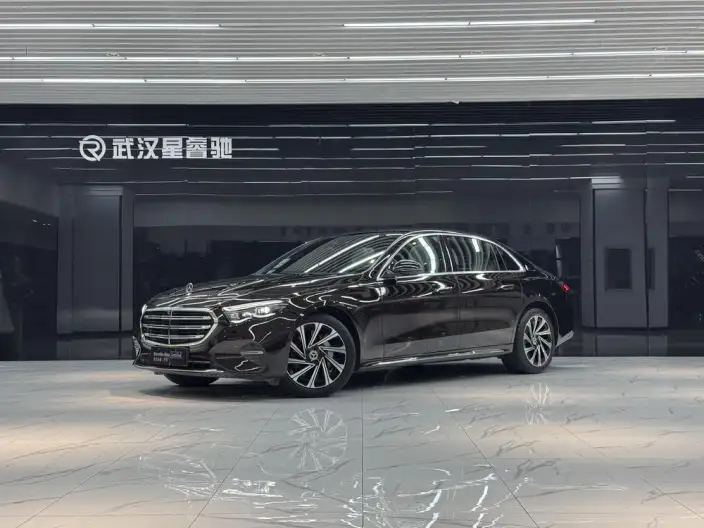 Mercedes-Benz E-Class 2024 Model E 300 L Luxury Model sedan – фото 1