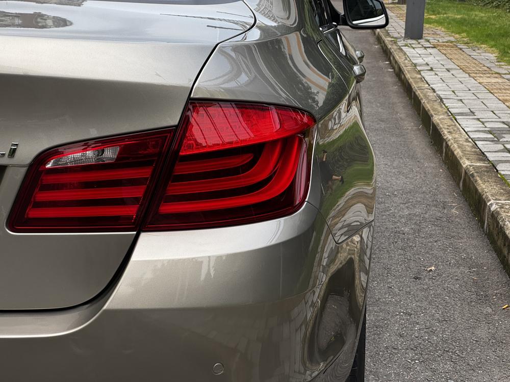 BMW 5 Series 2011 523Li Luxury – фото 9