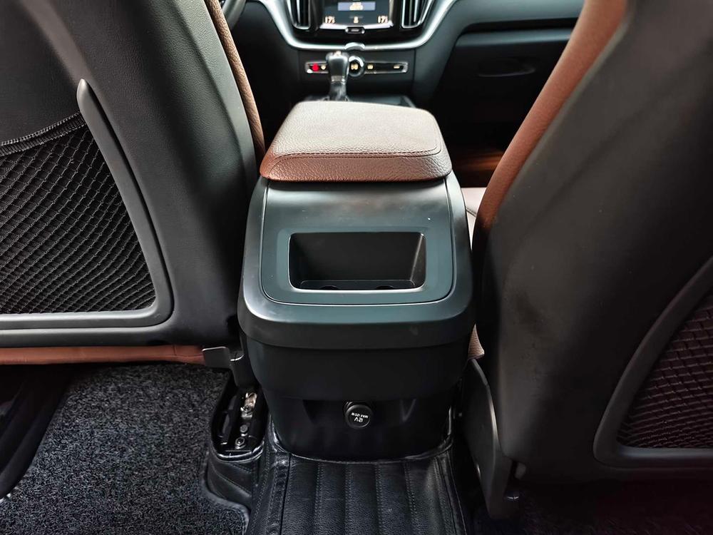 Volvo XC60 2020 T5 AWD Smart Luxury – фото 18