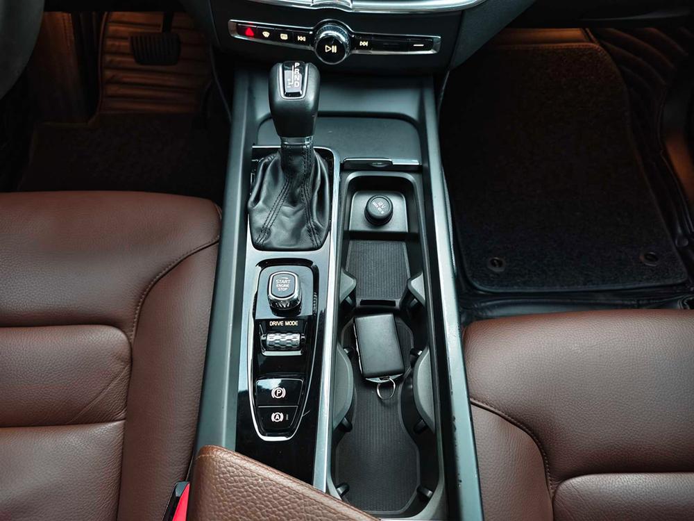 Volvo XC60 2020 T5 AWD Smart Luxury – фото 26