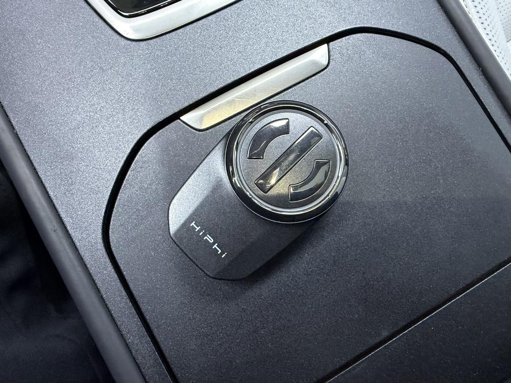 HiPhi Z Раздел 2023 5 seat Edition – фото 11