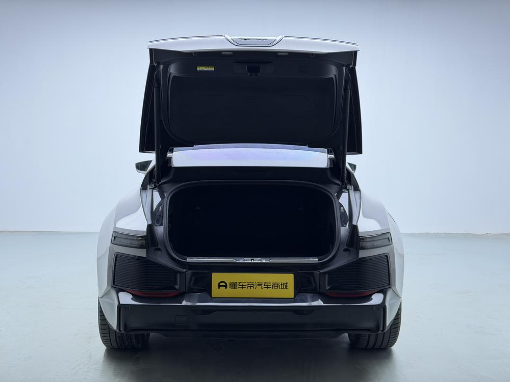 HiPhi Z Раздел 2023 5 seat Edition – фото 20