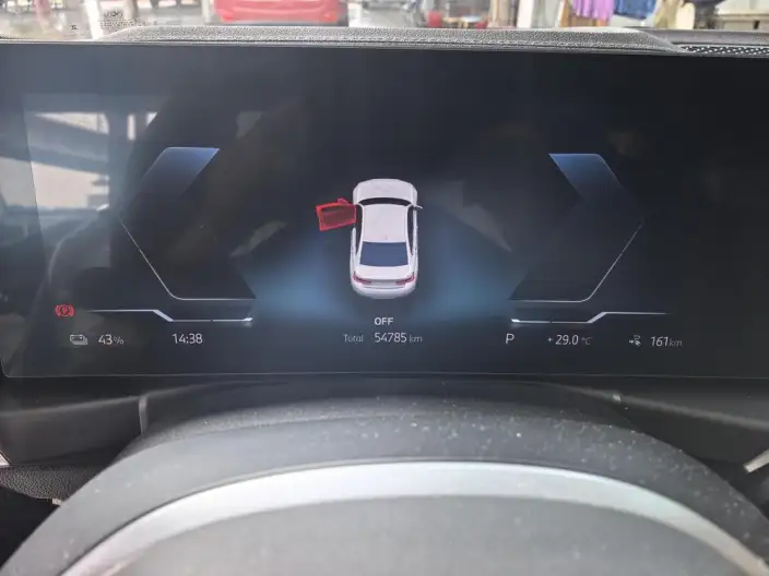 BMW i3 2025 Model eDrive35L – фото 7