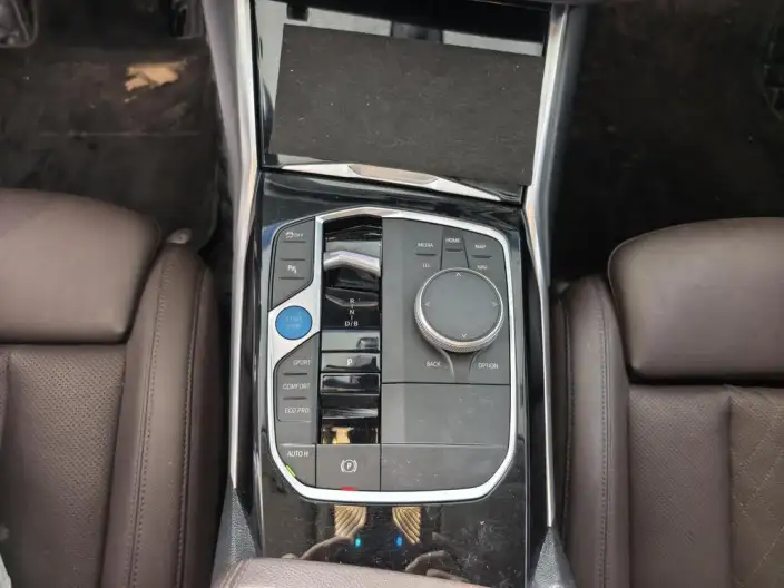 BMW i3 2025 Model eDrive35L – фото 9