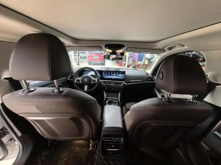 BMW i3 2025 Model eDrive35L – фото 10
