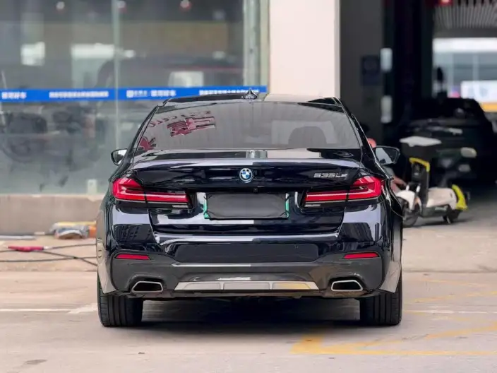 BMW 5 Series PHEV 2022 Model 535Le M Sports Set – фото 5