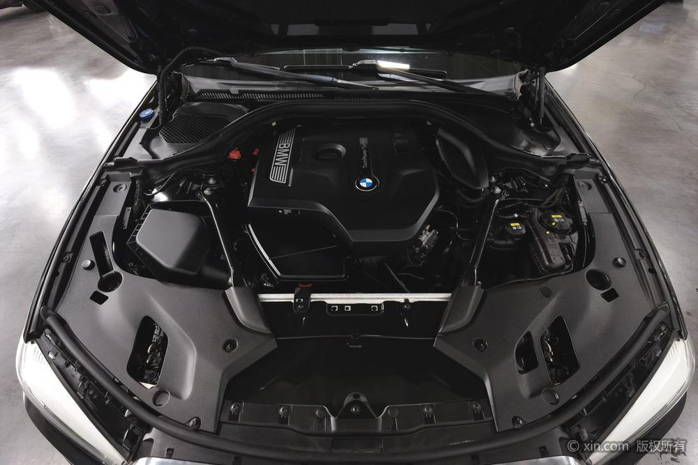 BMW 5 Series 2018 528Li Launch Special Edition – фото 5