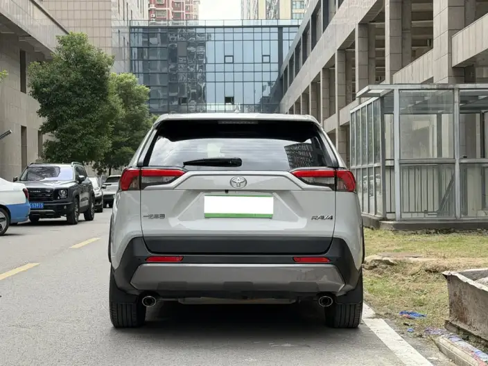 Toyota RAV4 2022 Model 2.0L CVT 2WD Fashion PLUS Edition – фото 5