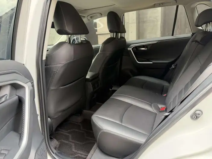 Toyota RAV4 2022 Model 2.0L CVT 2WD Fashion PLUS Edition – фото 9