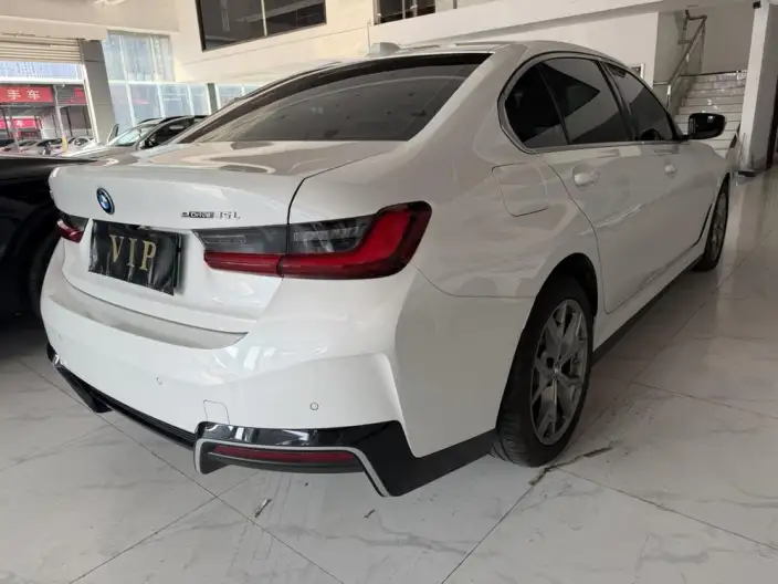 BMW i3 2025 Model eDrive35L – фото 6