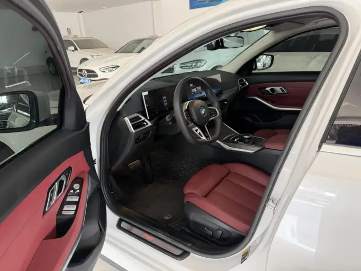 BMW i3 2025 Model eDrive35L – фото 8