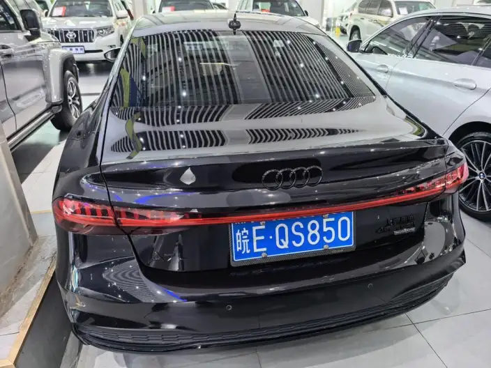 Audi A7 L 2024 Model 45 TFSI quattro Black Samurai Edition – фото 3