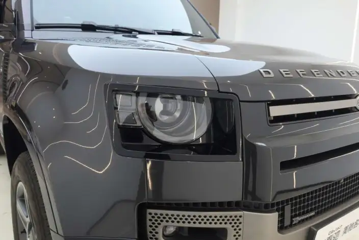 Land Rover Defender 2023 Model Facelift 110 P400 X-Dynamic HSE – фото 3