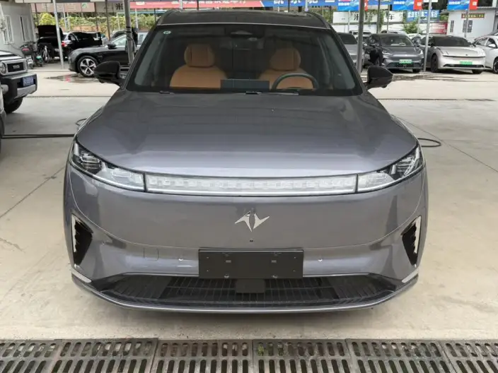 eπ 008 2026 Model EV Family Edition 6 seat