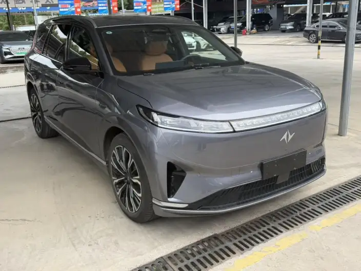 eπ 008 2026 Model EV Family Edition 6 seat