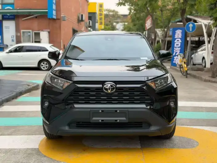 Toyota RAV4 2024 Model 2.0L CVT 2WD Urban Edition – фото 2
