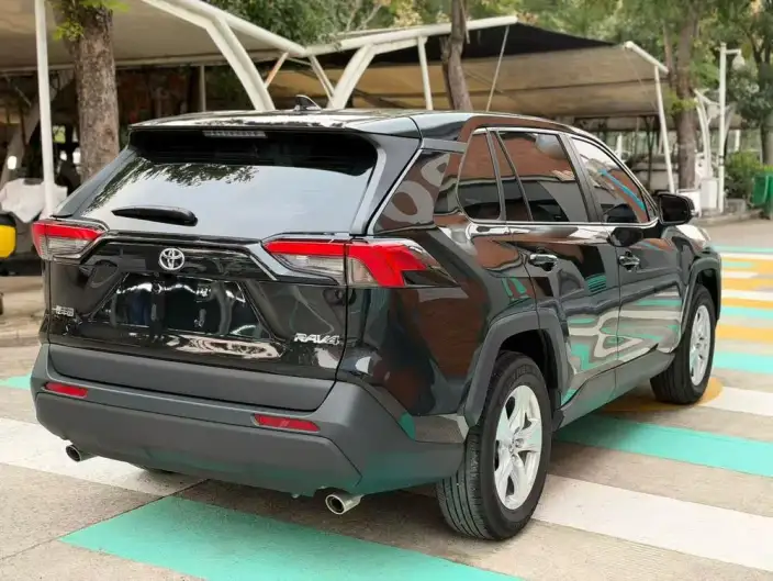 Toyota RAV4 2024 Model 2.0L CVT 2WD Urban Edition – фото 6