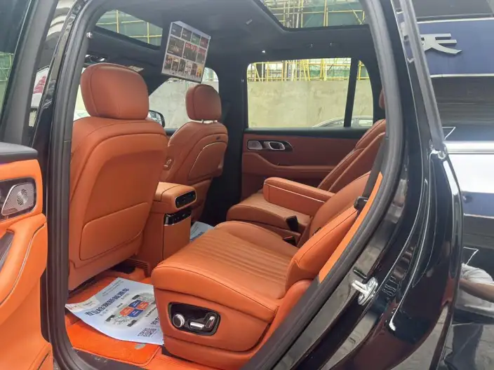 Geely M9 2025 Model 210km 4WD Pilot Edition – фото 10