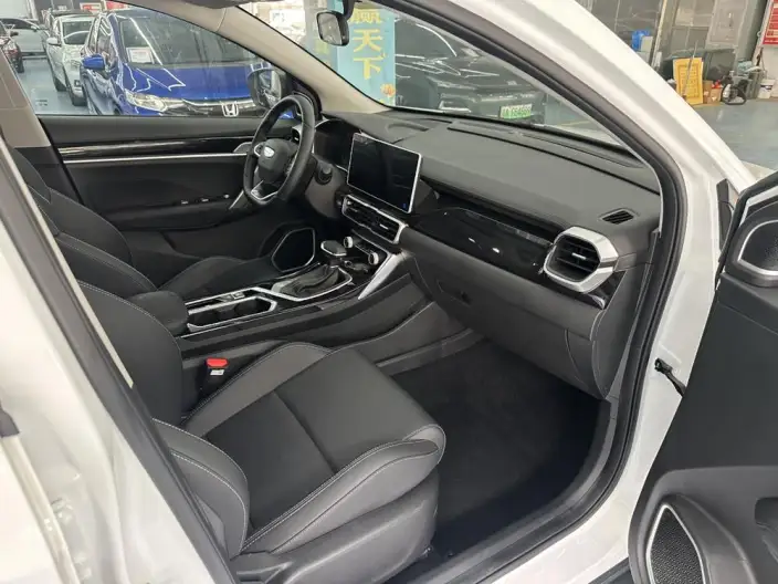 Geely Binyue 2025 Model 1.5L CVT Super MAX – фото 9