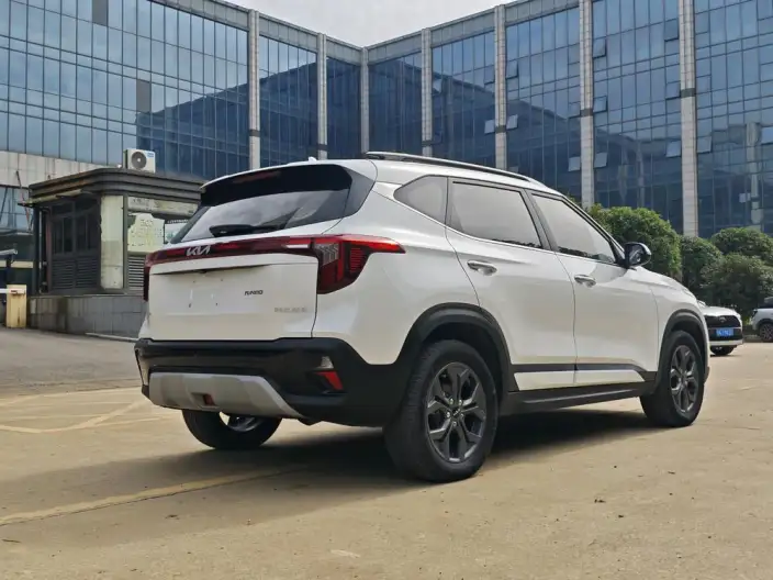Kia Seltos 2023 Model 1.5L IVT Deluxe Edition – фото 6