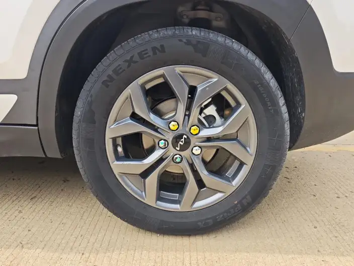 Kia Seltos 2023 Model 1.5L IVT Deluxe Edition – фото 7