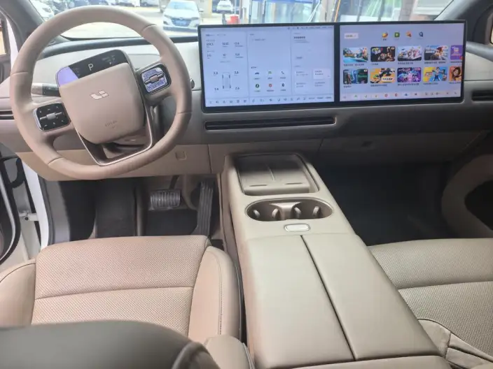 Li Auto i6 2025 Model 2WD Standard Edition – фото 7