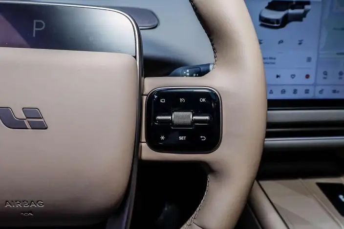 Li Auto i6 2025 Model 2WD Standard Edition – фото 8