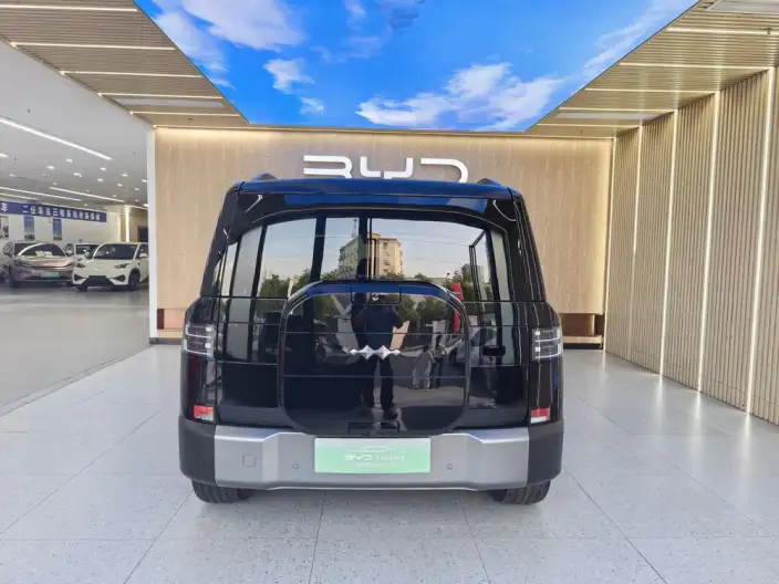 Titan 7 PHEV 2025 Model 190KM 4WD Ultra Edition