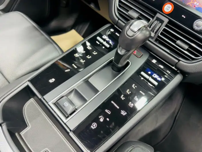 Macan 2023 Model Macan 2.0T – фото 7