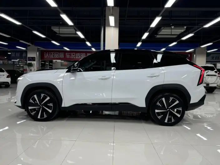 Geely Boyue L 2023 Model 2.0TD DCT Noble Model – фото 4