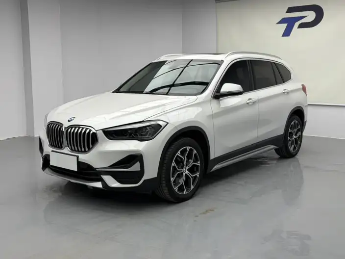 BMW X1 2022 Model sDrive20Li Exclusive Model – фото 1