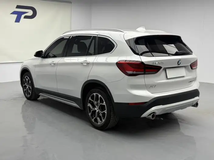BMW X1 2022 Model sDrive20Li Exclusive Model – фото 4