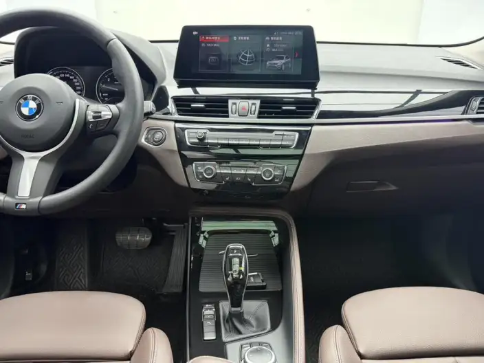 BMW X1 2022 Model sDrive20Li Exclusive Model – фото 7
