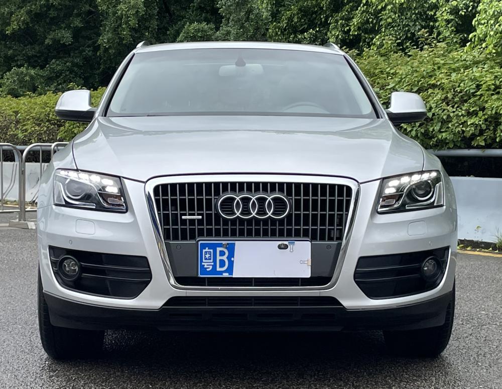Audi Q5 2012 2.0 TFSI Comfort – фото 2