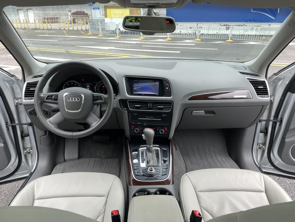 Audi Q5 2012 2.0 TFSI Comfort – фото 13