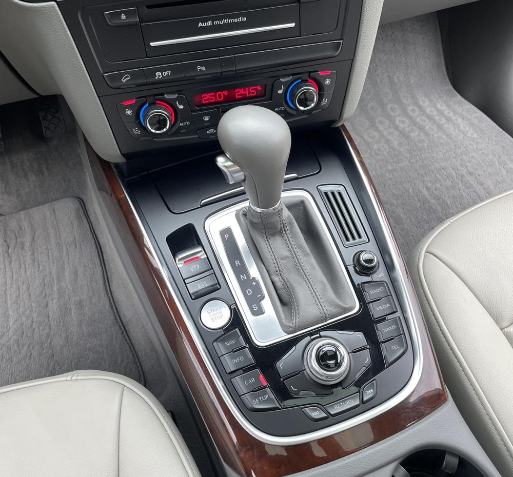 Audi Q5 2012 2.0 TFSI Comfort – фото 16