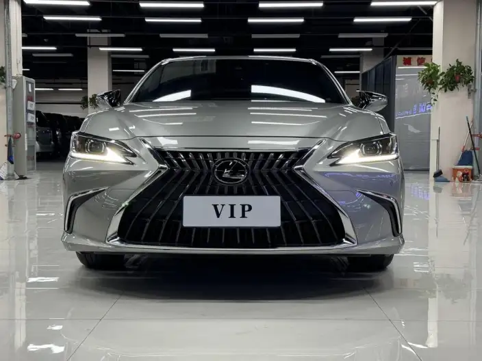 Lexus ES 2022 Model 200 Superior Edition – фото 2