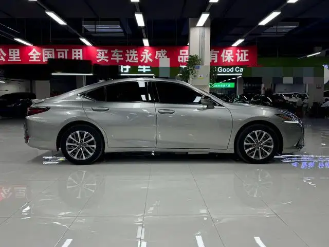 Lexus ES 2022 Model 200 Superior Edition – фото 5