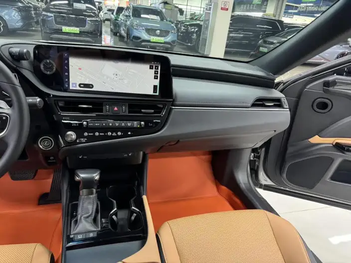 Lexus ES 2022 Model 200 Superior Edition – фото 8