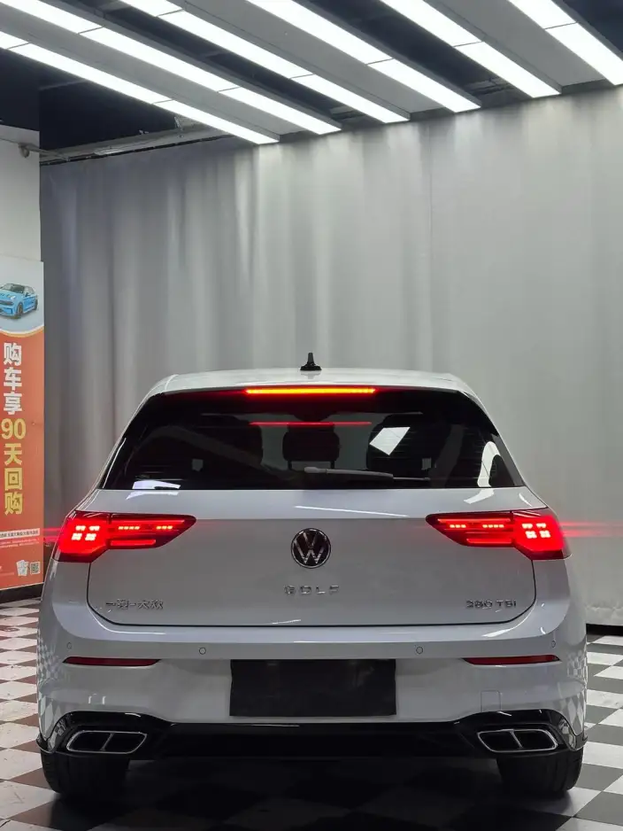 Volkswagen Golf 2021 Model 280TSI DSG R-Line – фото 5