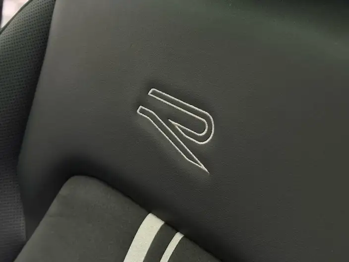 Volkswagen Golf 2021 Model 280TSI DSG R-Line – фото 6