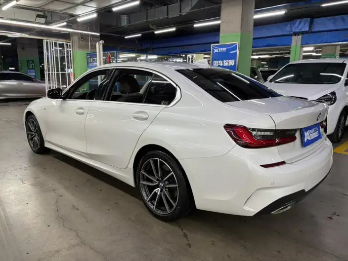 BMW 3 Series 2022 Model Facelift 320Li M Sports Set – фото 4