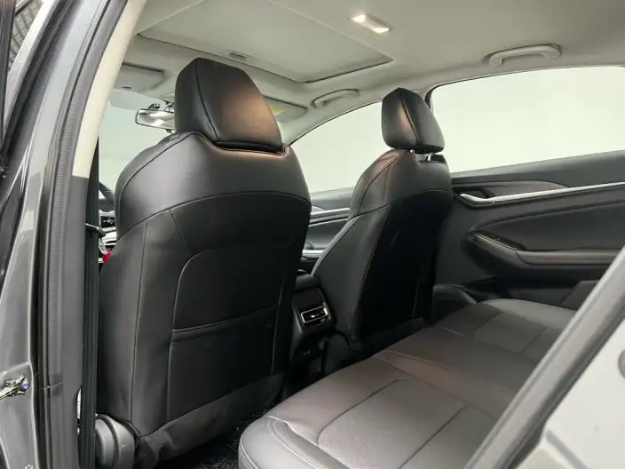Changan Eado 2022 Model PLUS 1.6L GDI CVT Luxury Model – фото 9