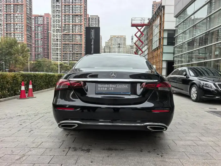 Mercedes-Benz E-Class 2022 Model E 300 L Luxury Model sedan – фото 5
