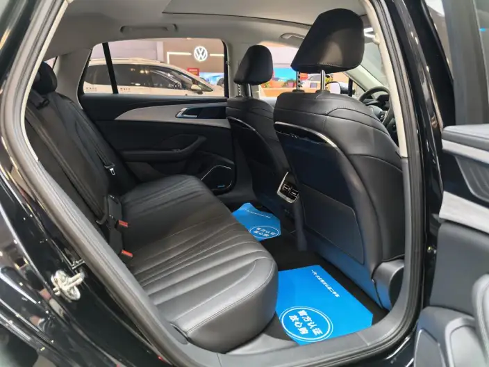 Hongqi H5 PHEV 2025 Model 130 Chao Hybrid Edition – фото 10