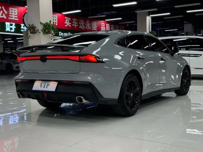 Changan UNI-V 2023 Model 1.5T Noble Model – фото 6