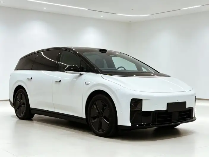 Li Auto i8 2025 Model Standard Edition – фото 3